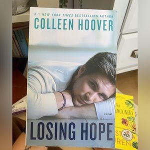 Losing Hope — Colleen Hoover